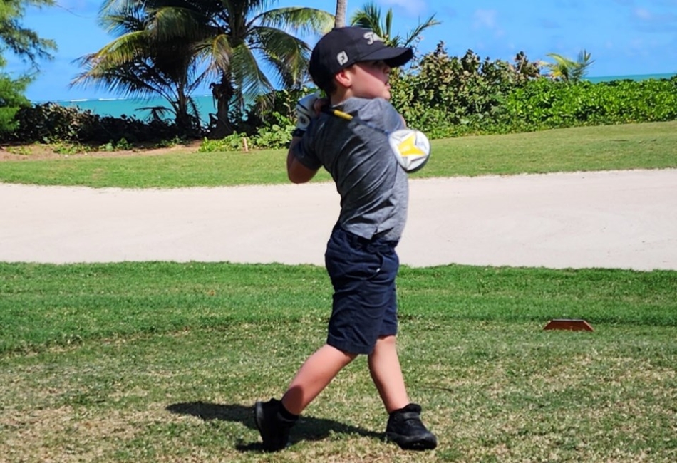Tiny Golfers